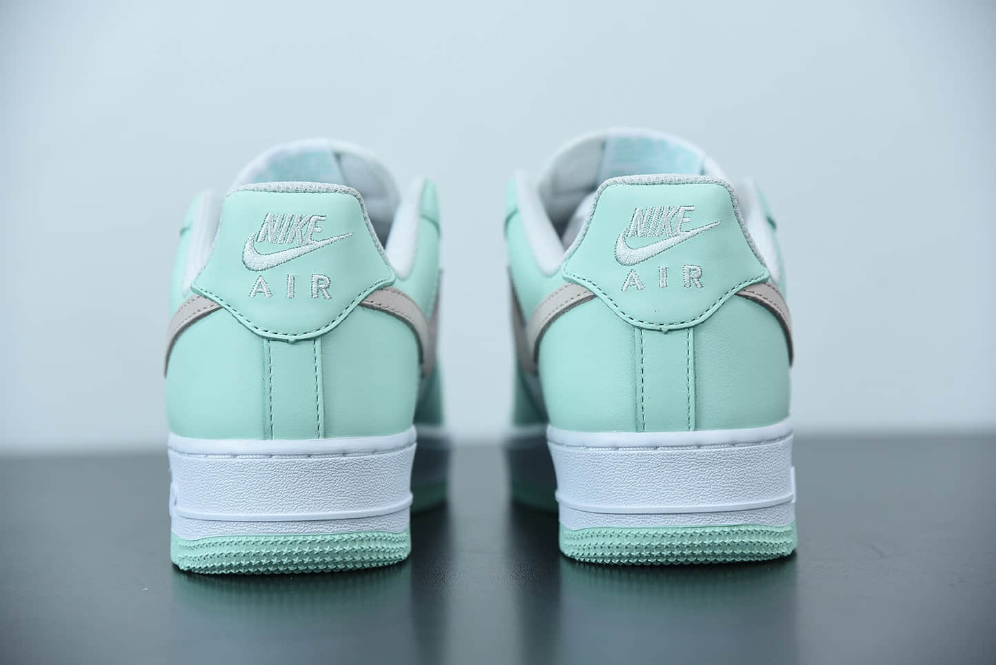 耐克 Nike Air Force 1 '07 蒂芙尼白绿空军一号低帮休闲板鞋纯原版本 货号:AA1726-111