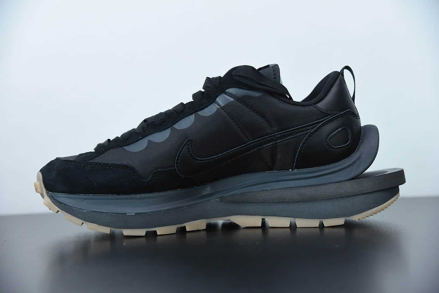 耐克Sacai X NK Vaporwaffle 华夫三代3.0纯黑厚布黑生胶大重叠双钩走秀重磅联名合作款纯原版本 货号: DD1875-001