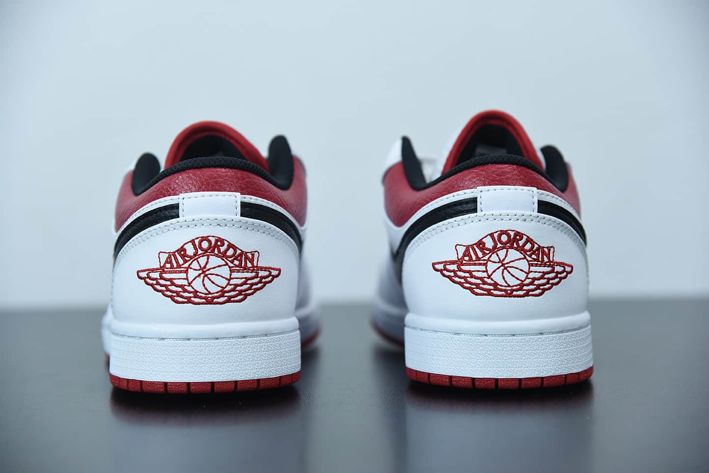 乔丹Air Jordan 1 Low 白红芝加哥低帮休闲板鞋纯原版本 货号：553558-118