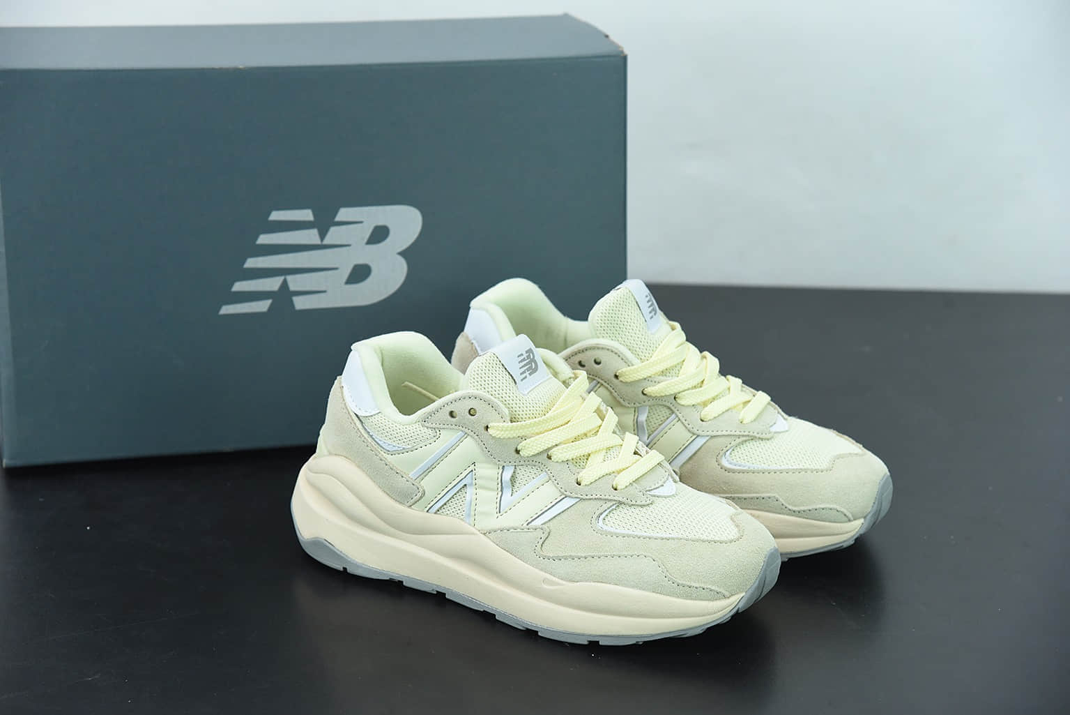 新百伦 New Balance M5740系列米白黄配色复古老爹风休闲运动慢跑鞋纯原版本 货号:W5740CE