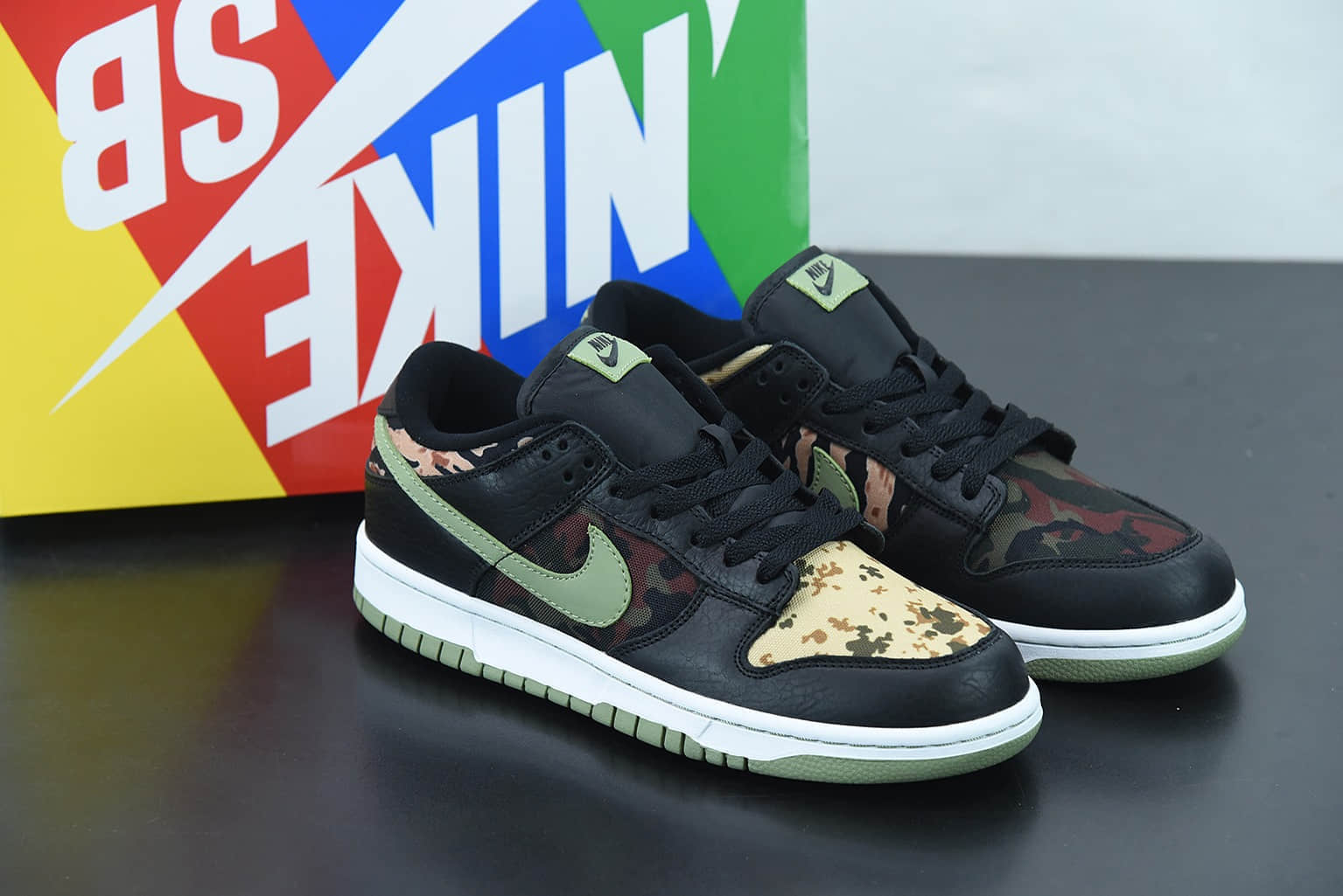 耐克 Nike SB Dunk Low “Black Multi-Camo” 迷彩不对称鸳鸯黑迷彩低帮运动休闲板鞋纯原版本 货号:DH0957-001