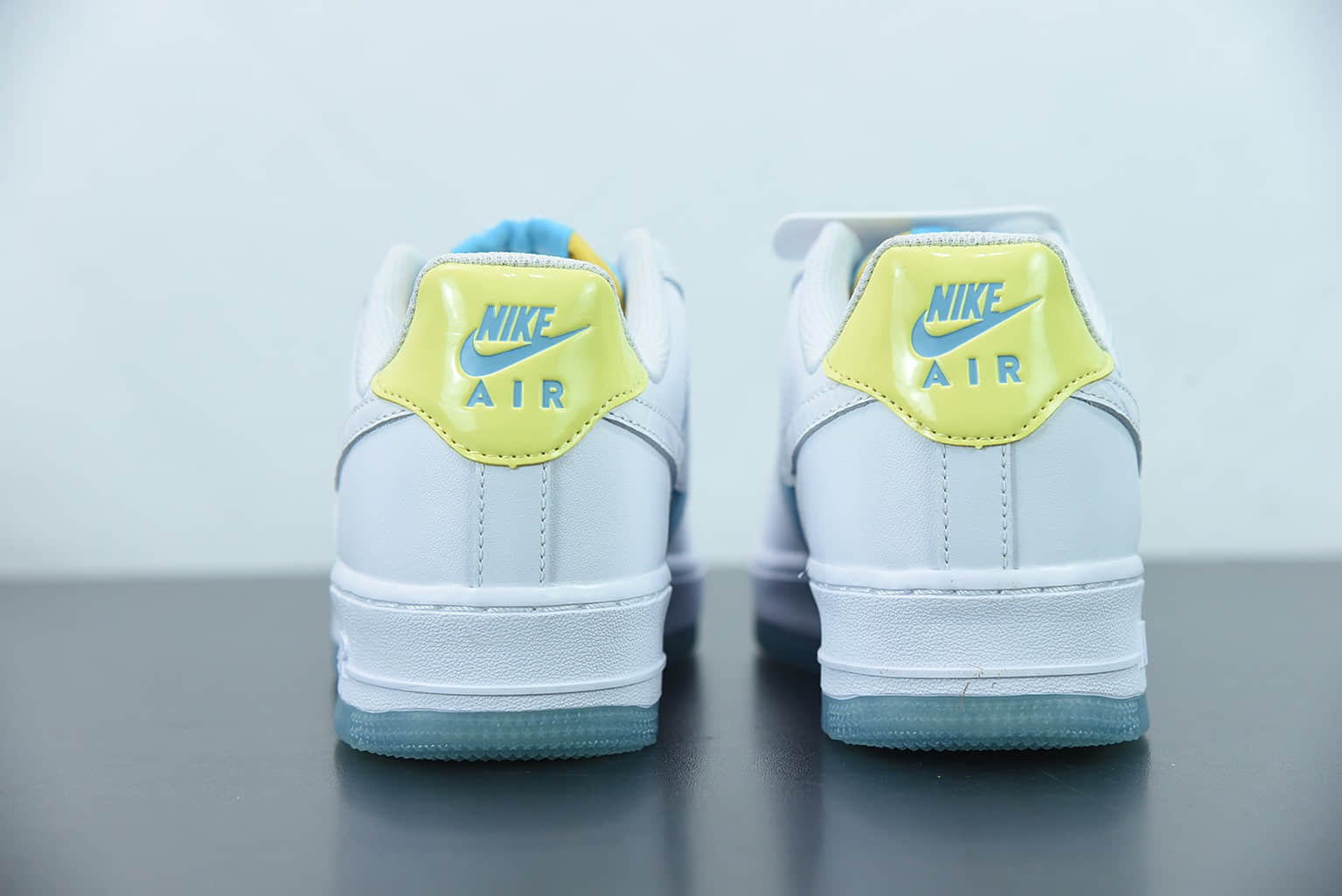 耐克 Nike Air Force 1 Low ’07 空军一号钻石联名低帮休闲板鞋纯原版本 货号:AA7687-400