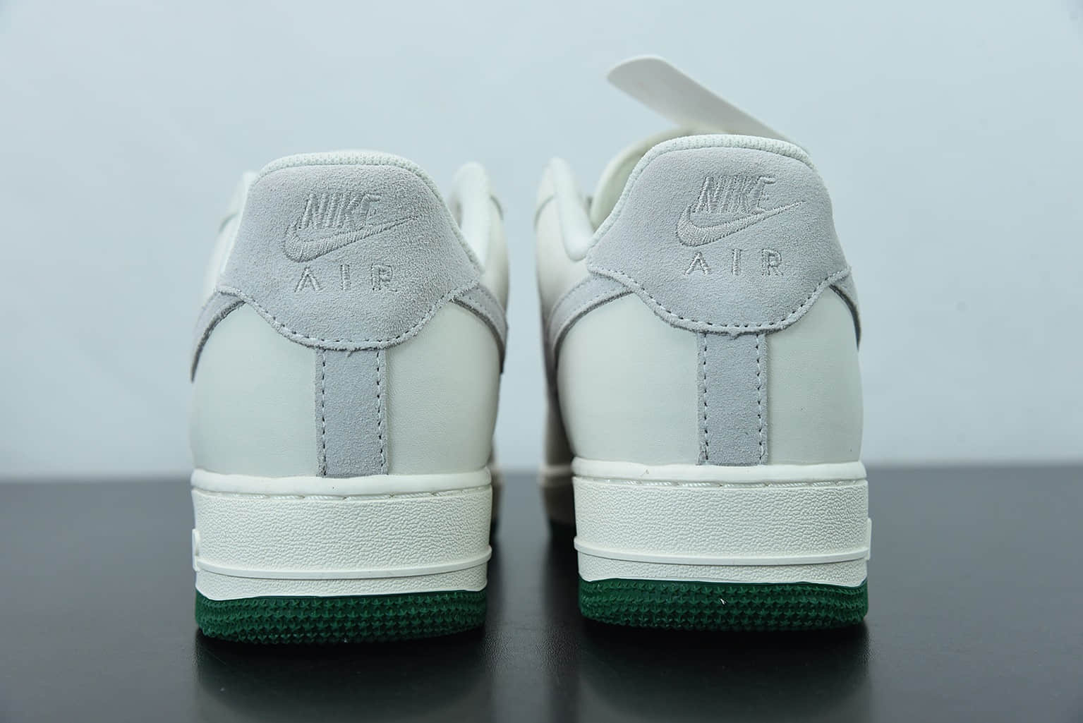 耐克 Nike Air Force 1 Low ’07 寿桃满天星空军一号低帮休闲板鞋纯原版本 货号：CW0063-125