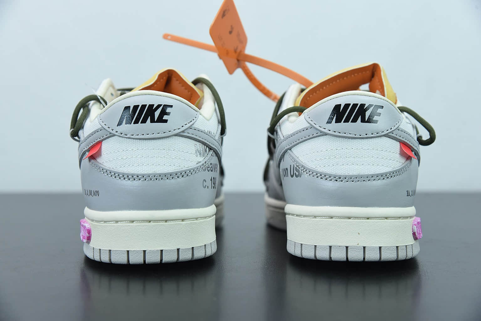 耐克 Nike Off-White x Nk Dunk Low OW 灰色墨绿色粉标“2250”SB扣碎篮板时尚休闲板鞋纯原版本 货号： DM1602-124