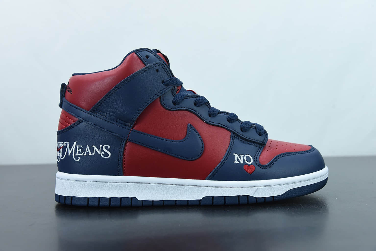 耐克 Nike Supreme x Nk SB Dunk High “By Any Means”  爱心Supreme联名款高帮板鞋纯原版本 货号:DN3741-600