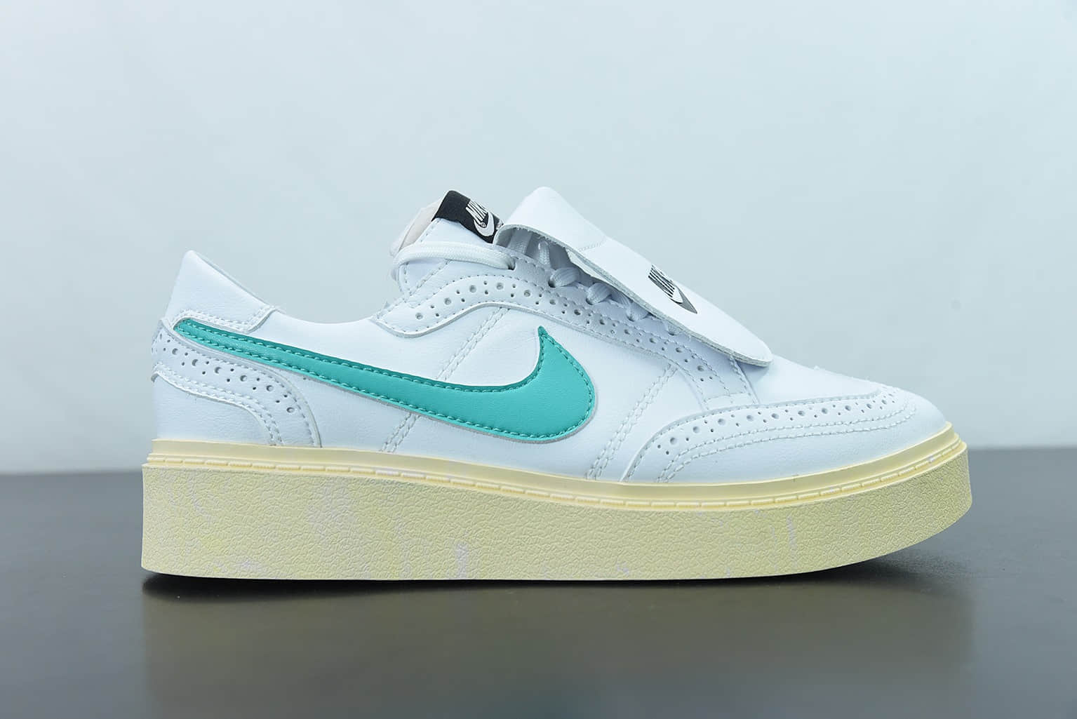 耐克Nike PEACEMINUSONE x Nk Kwondo 权志龙3.0全白四色钩小雏菊联名板鞋纯原版本 货号：DH2482-101