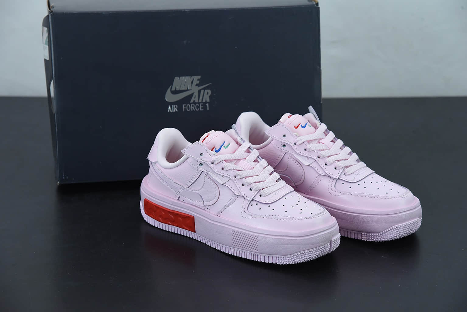 耐克 Nike Air Force 1 Fontanka 全新时尚风Fontanka联名粉色空军一号低帮休闲板鞋纯原版本 货号:DA7024-600