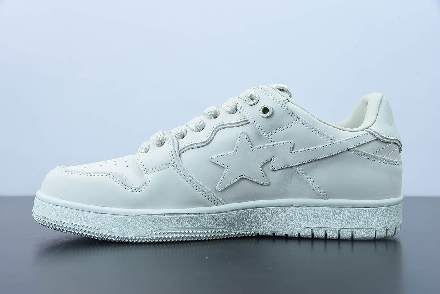 Human Made Bape Sta Sk8 To Nigo 潮流教父Nigo品牌纯白色猿人头经典滑板百搭休闲运动板鞋纯原版本 货号：1G801009I
