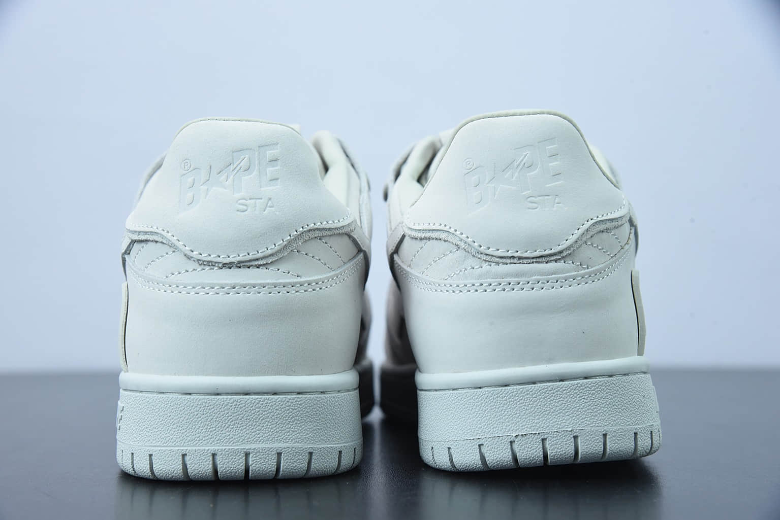 Human Made Bape Sta Sk8 To Nigo 潮流教父Nigo品牌纯白色猿人头经典滑板百搭休闲运动板鞋纯原版本 货号：1G801009I