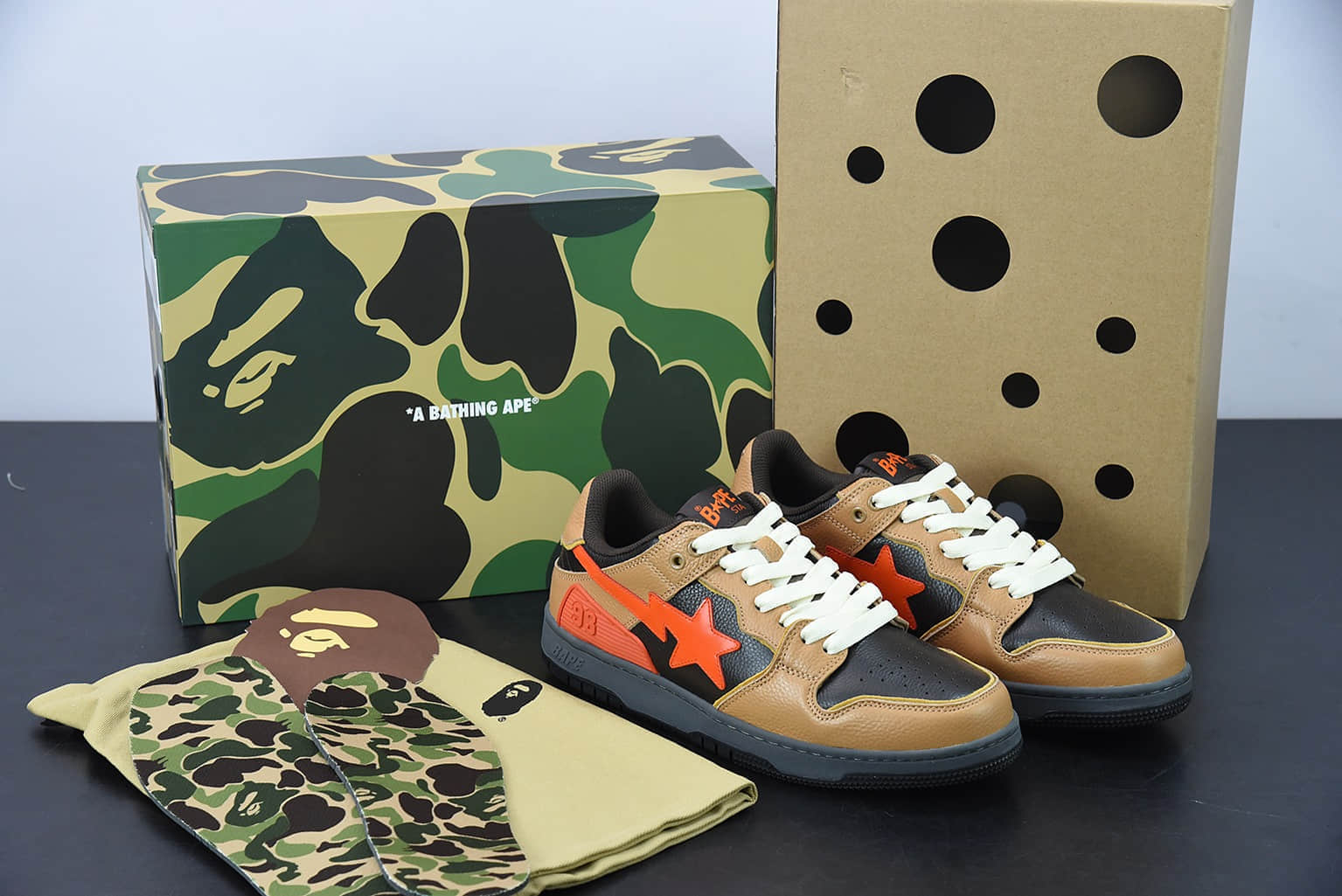Human Made Bape Sta Sk8 To Nigo 潮流教父Nigo品牌黑棕色猿人头经典滑板百搭休闲运动板鞋纯原版本 货号: 1G70191034