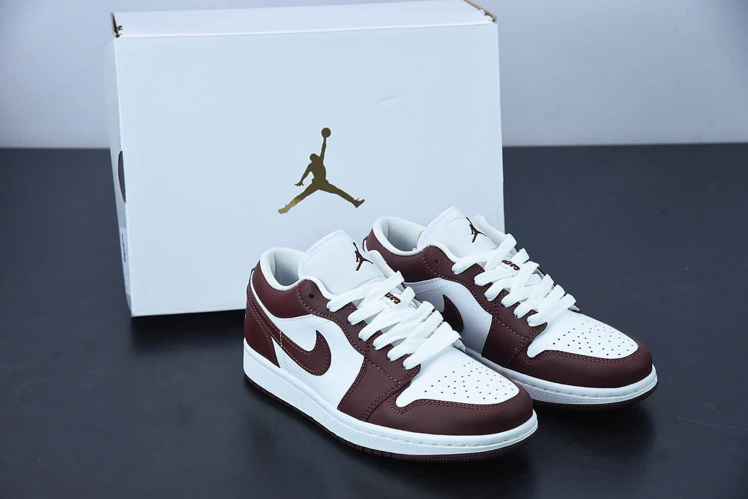 乔丹Air Jordan 1 Low “Team Red”酒红白低帮篮球鞋纯原版本 货号:DC0774-116