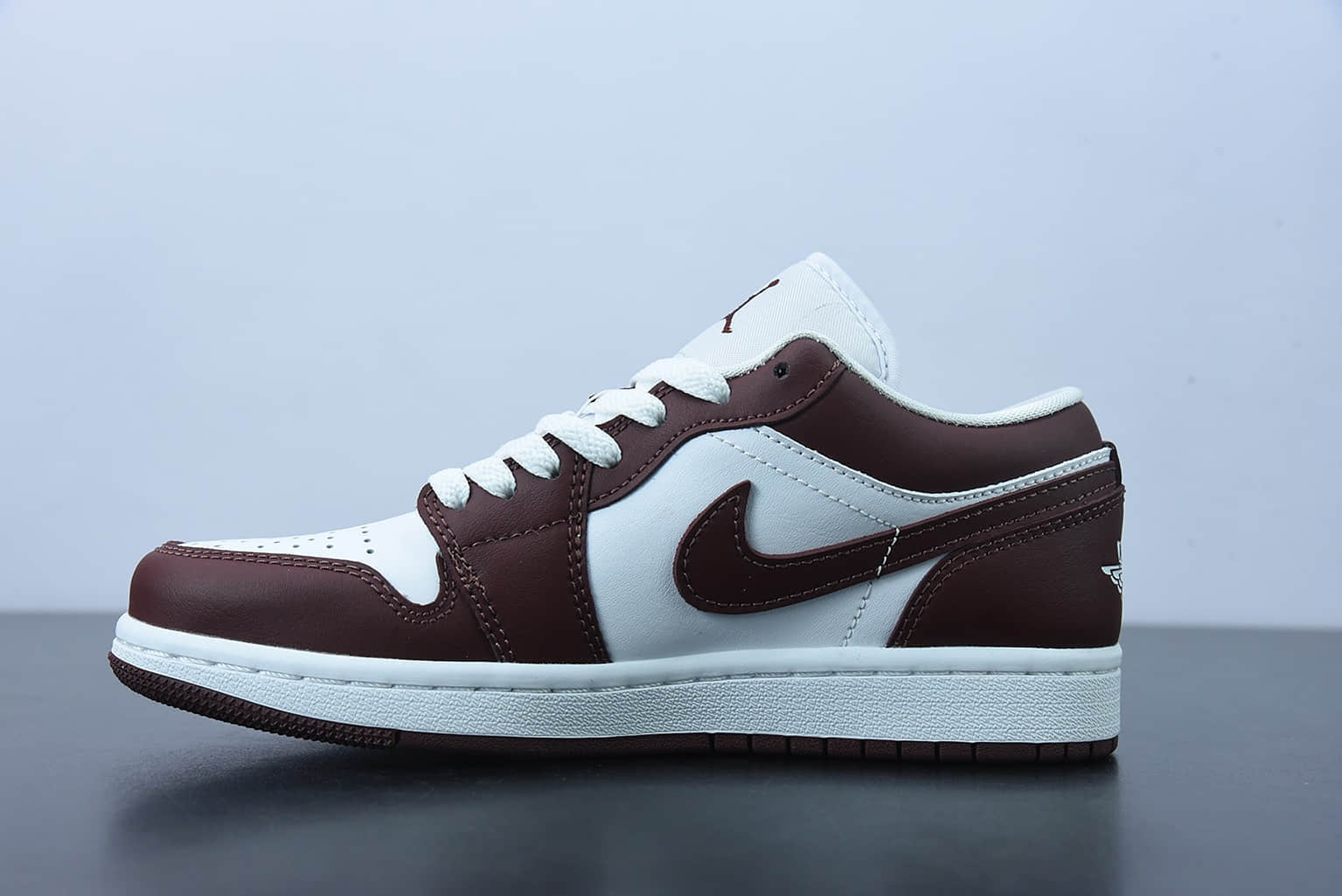 乔丹Air Jordan 1 Low “Team Red”酒红白低帮篮球鞋纯原版本 货号:DC0774-116