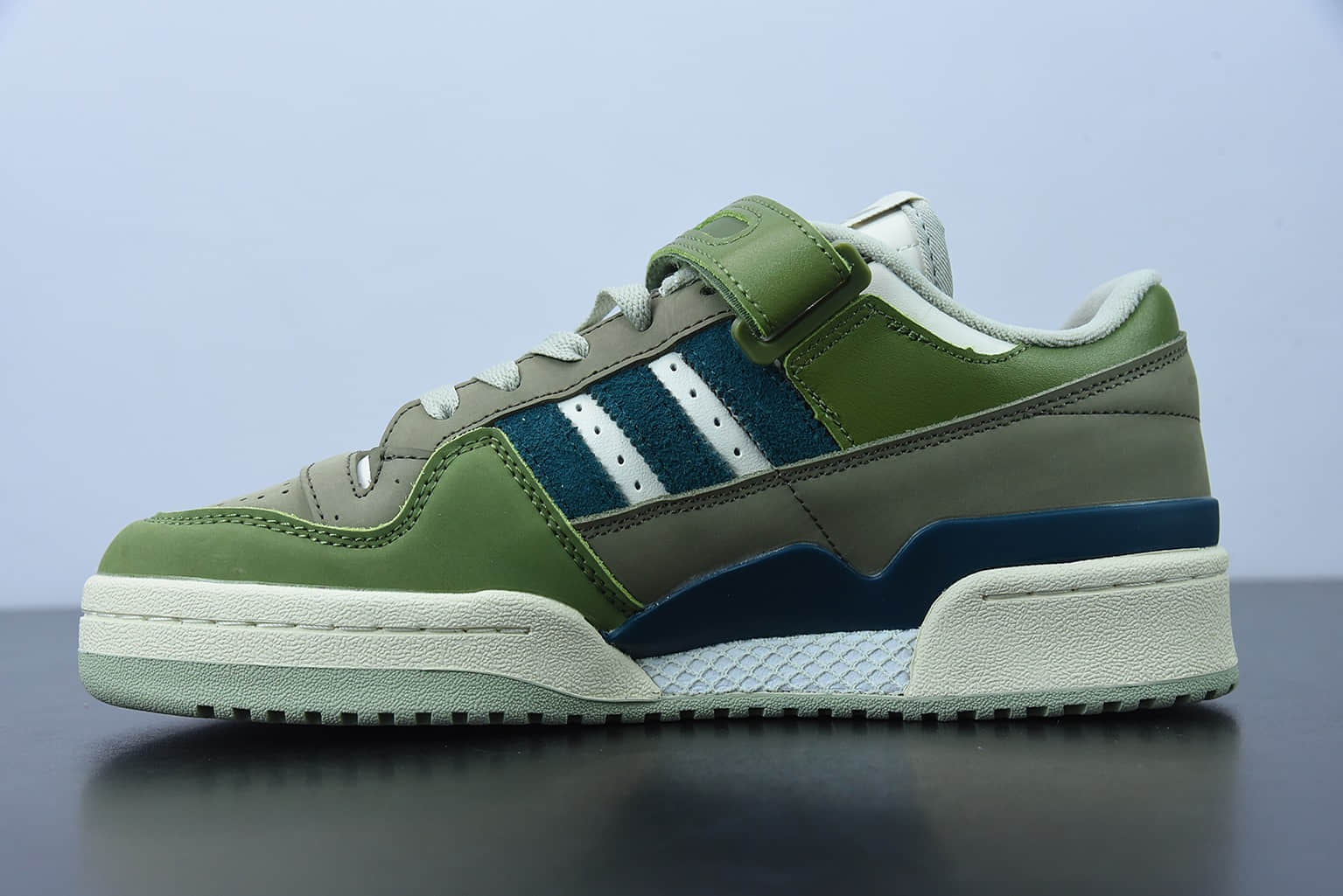 阿迪达斯 Adidas originals Forum 84 Low “Great Outdoors Tech Olive” 橄榄绿杨幂同款草绿色凯尔特人全新经典复古板鞋纯原版本 货号：GX4545