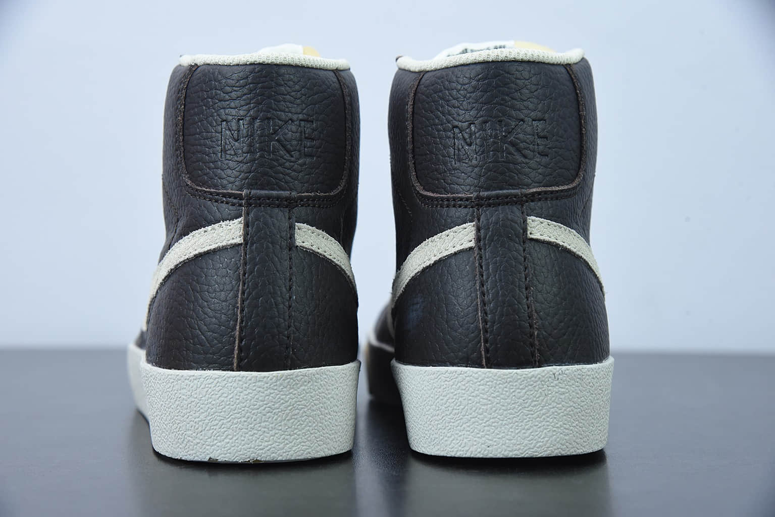 耐克Nike Blazer Mid '1977 VNTG 经典开拓者黑白高帮百搭休闲运动板鞋纯原版本 货号:DC1706-200