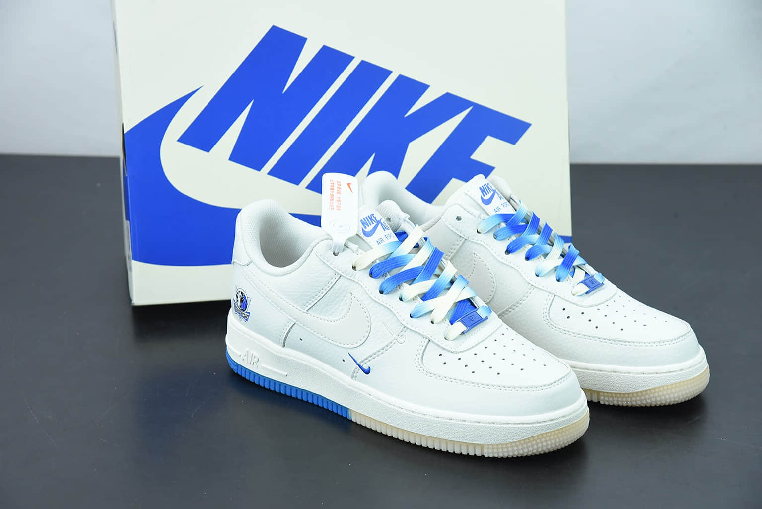 耐克 Nike Air Force 1 Low '07 “米白蓝”达拉斯独行侠城市限定低帮空军一号休闲板鞋纯原版本 货号:DH2088-606