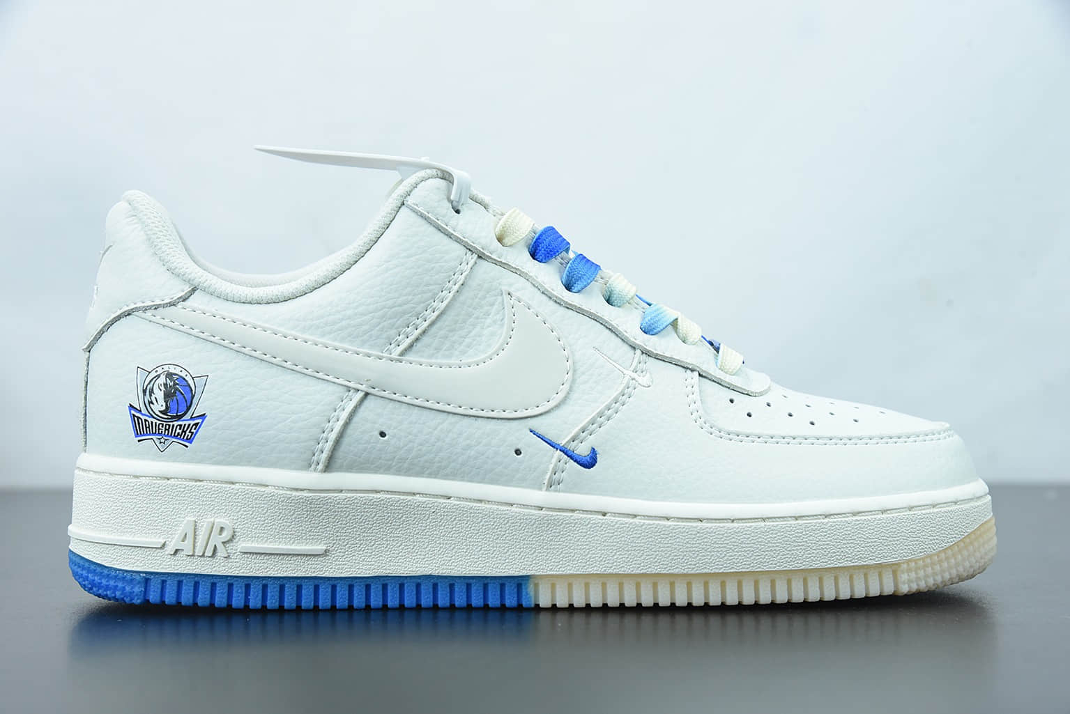耐克 Nike Air Force 1 Low '07 “米白蓝”达拉斯独行侠城市限定低帮空军一号休闲板鞋纯原版本 货号:DH2088-606