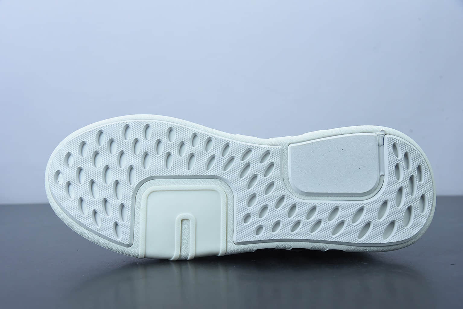 阿迪达斯Adidas EQT BASK ADV支撑者系列白黑色透气轻便复古慢跑鞋纯原版本 货号:BD7772