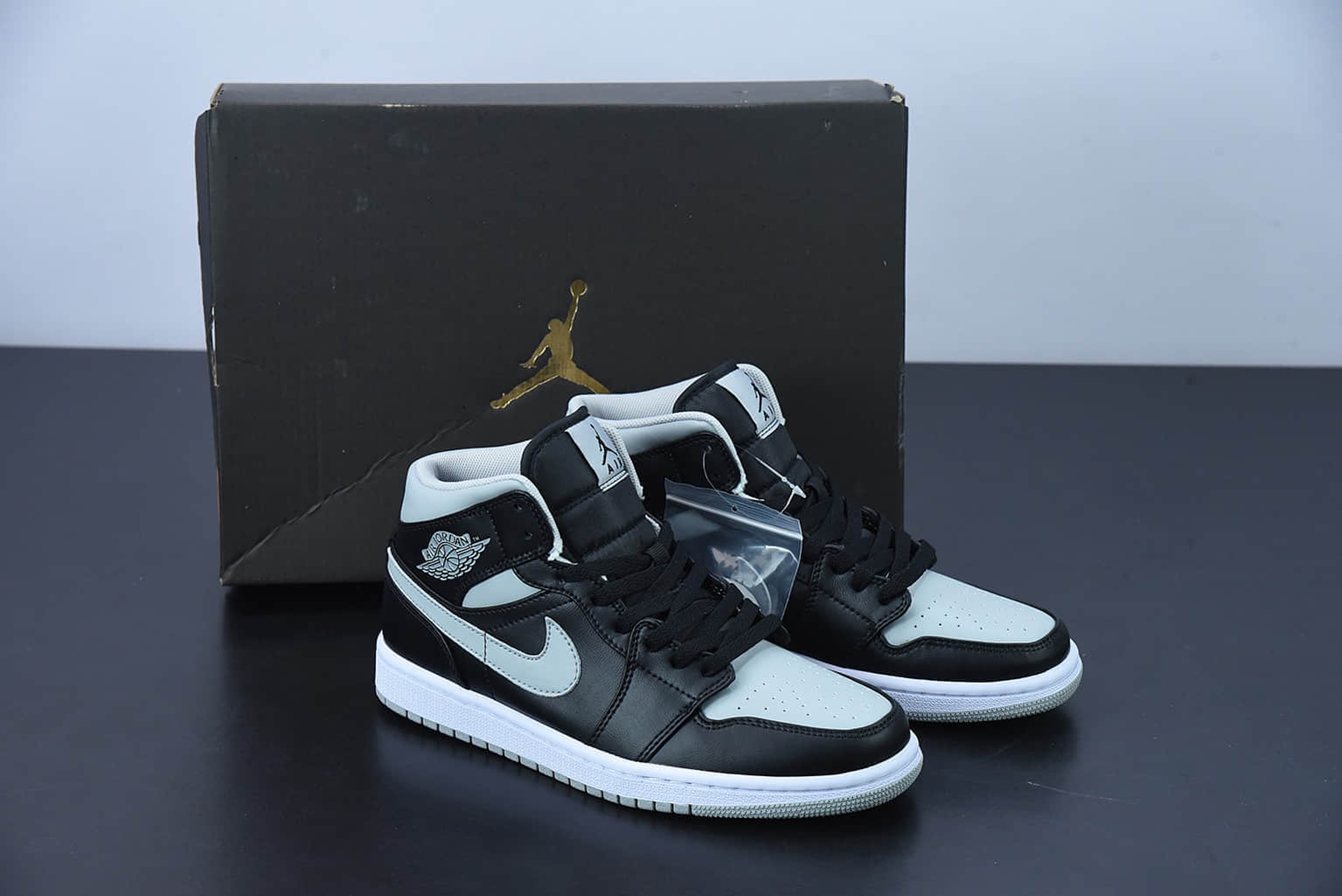 乔丹Air Jordan 1 Mid Shadow 中帮黑灰小影子篮球鞋纯原版本 货号:BQ6472-007
