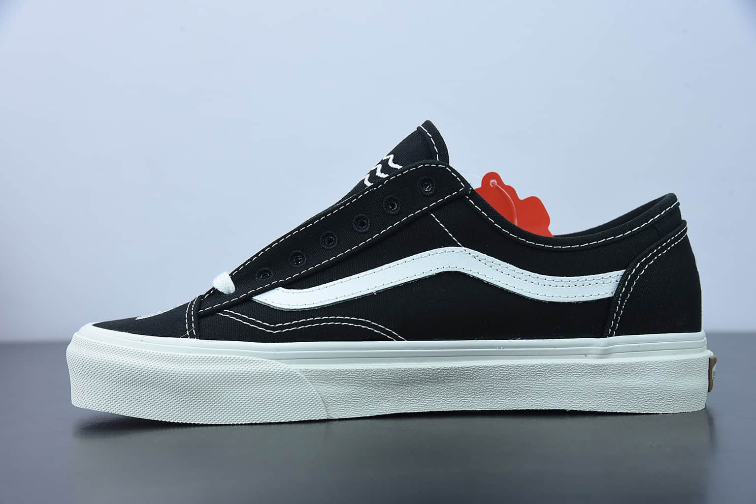 万斯 Vans Old Skool Tapered 权志龙经典黑白小头低帮休闲板鞋纯原版本 货号：VN0A54F41KP