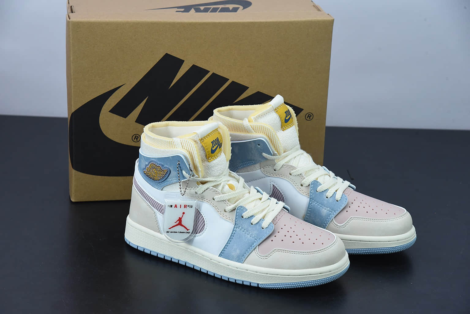 乔丹Air Jordan 1 Zoom Air CMFT高帮英雄米粉色马卡龙篮球鞋纯原版本 货号：DQ5092-651