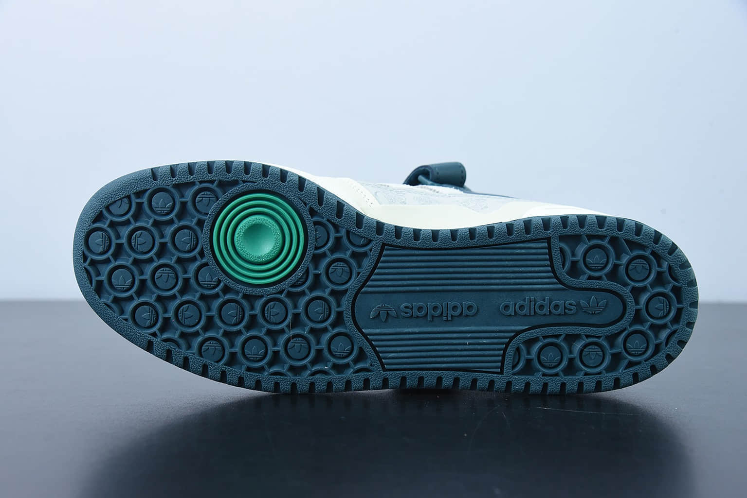 阿迪达斯 Adidas Forum “SanXingDui”中国风三星堆限量版低帮板鞋纯原版本 货号：HP2067