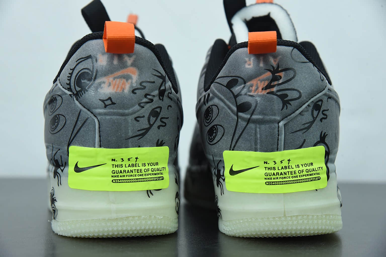 耐克Nike AirForce 1 CR Experimental-Type N. 354Halloween空军一号“面包海绵黑橙万圣节夜光”低帮休闲文化板鞋纯原版本 货号：DC8904-001