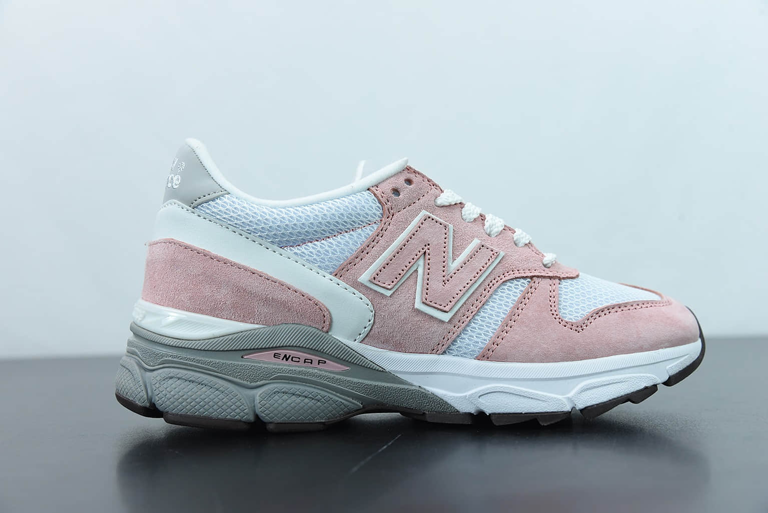 新百伦New Balance 770 全新系列白粉色复古休闲跑步鞋纯原版本 货号：W7709DB