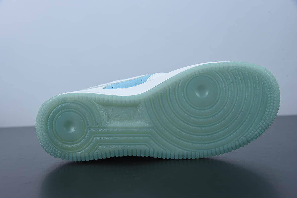 耐克Nike FTC Skateboarding x NK Air Force 1 07 LV8LAGOON PULSE空军一号菱格白银冰蓝经典低帮百搭休闲运动板鞋纯原版本 货号:AA7687-400