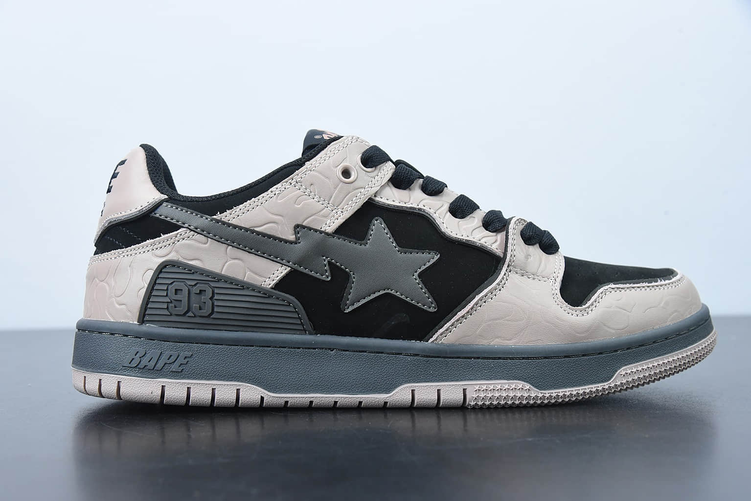 Human Made Bape Sta Sk8 To Nigo 潮流教父Nigo品牌灰黑粉色猿人头经典滑板百搭休闲运动板鞋纯原版本 货号： 1G801009I