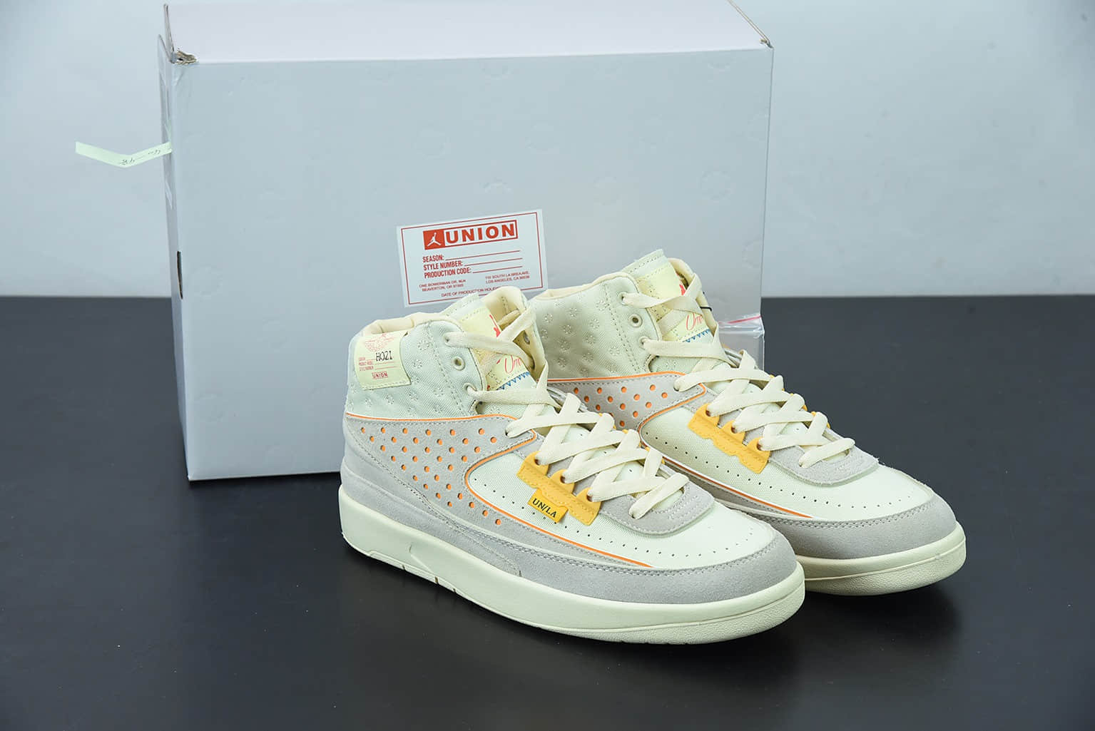 乔丹Air Jordan Union x Air Jordan 2 “Grey Fog” 联名米黄色 AJ2代高帮复古休闲运动文化篮球鞋纯原版本 货号：DN3802-200