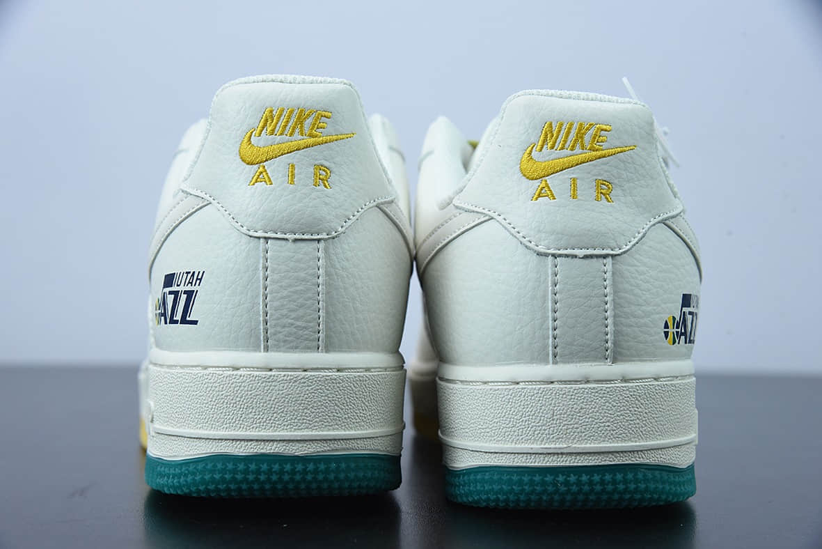 耐克 Nike Air Force 1 Low '07“米黄绿”犹他爵士队城市限定空军一号低帮休闲板鞋纯原版本 货号:ZJ6695-303