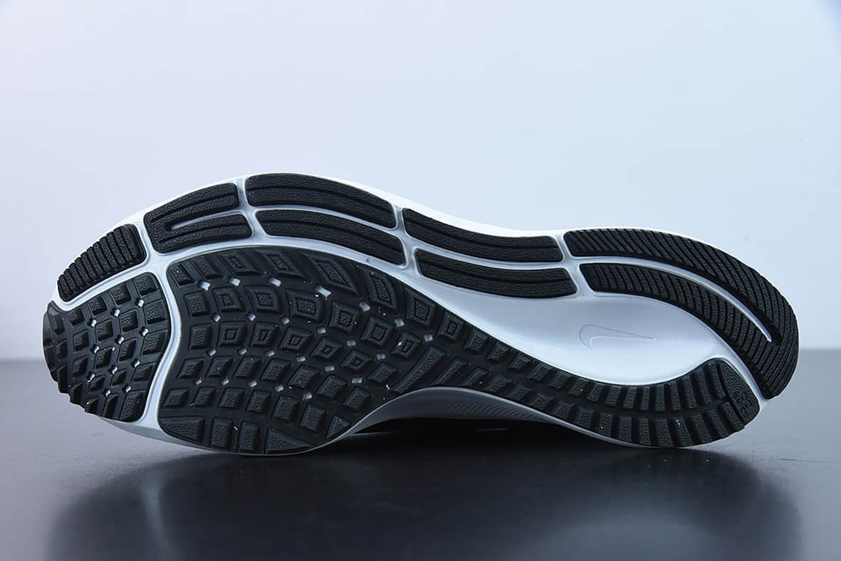 耐克Nike Air Zoom Pegasus 38 针织透气黑白轻便缓震跑步鞋纯原版本 货号:CW7356-002