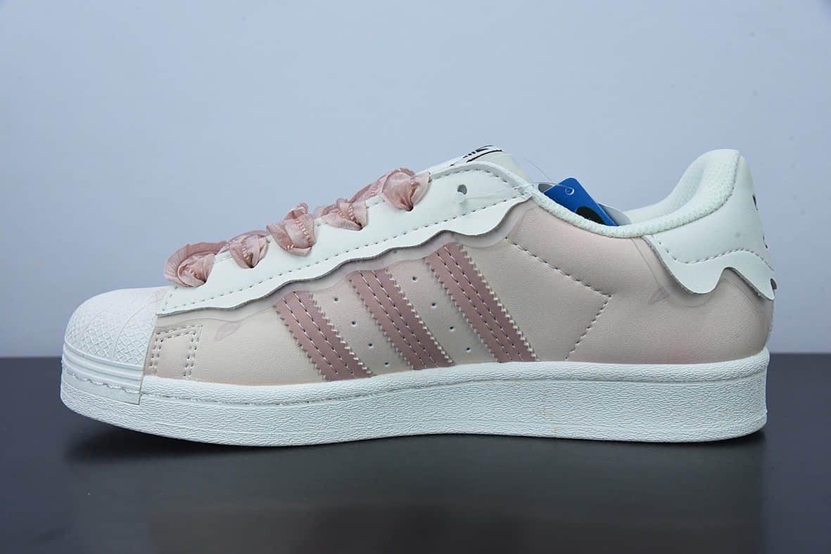 阿迪达斯Adidas Original Super Star 三叶草女22年春低帮花边粉色奶油经典贝壳头板鞋纯原版本 货号:GW4444