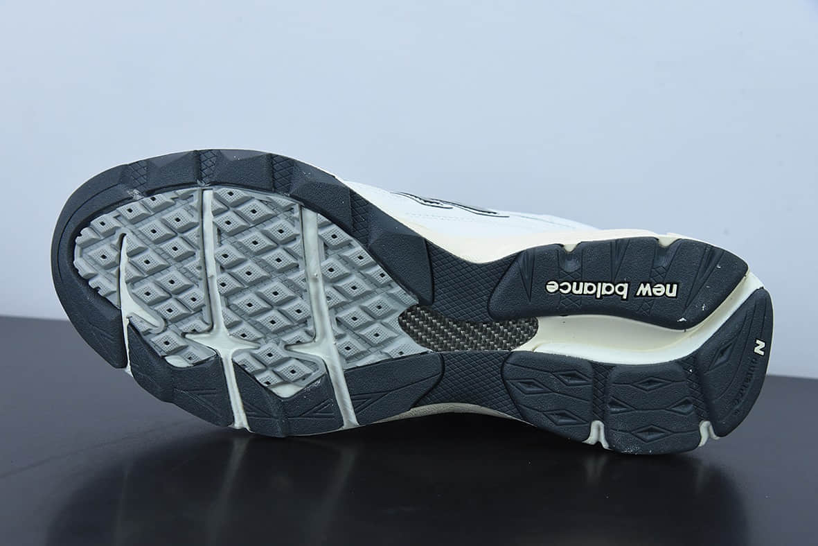 新百伦New Balance 990V3 白色3M反光第三代总统复古慢跑鞋纯原版本 货号:M990AL3