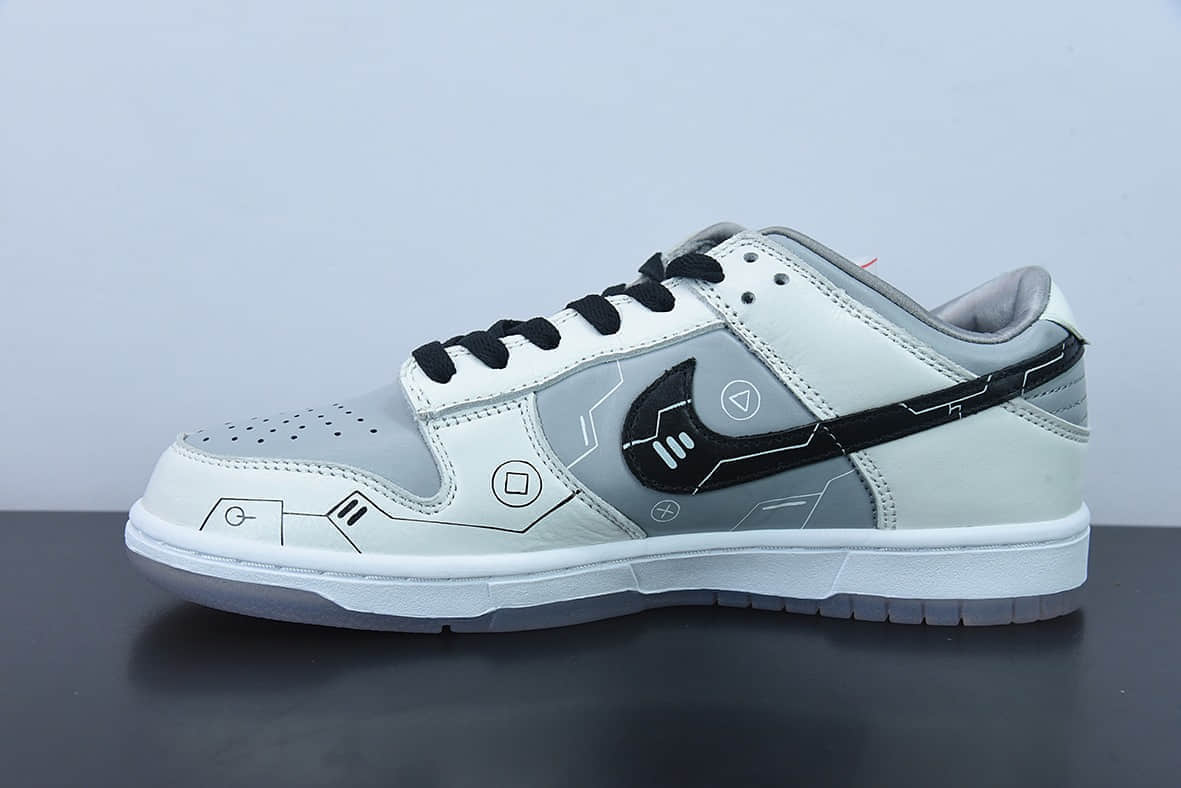 耐克Nike SB Dunk LowGame ConsoleLoading奶白黑雾霾蓝游戏印花扣篮系列低帮休闲板鞋纯原版本 货号：DD1768-400