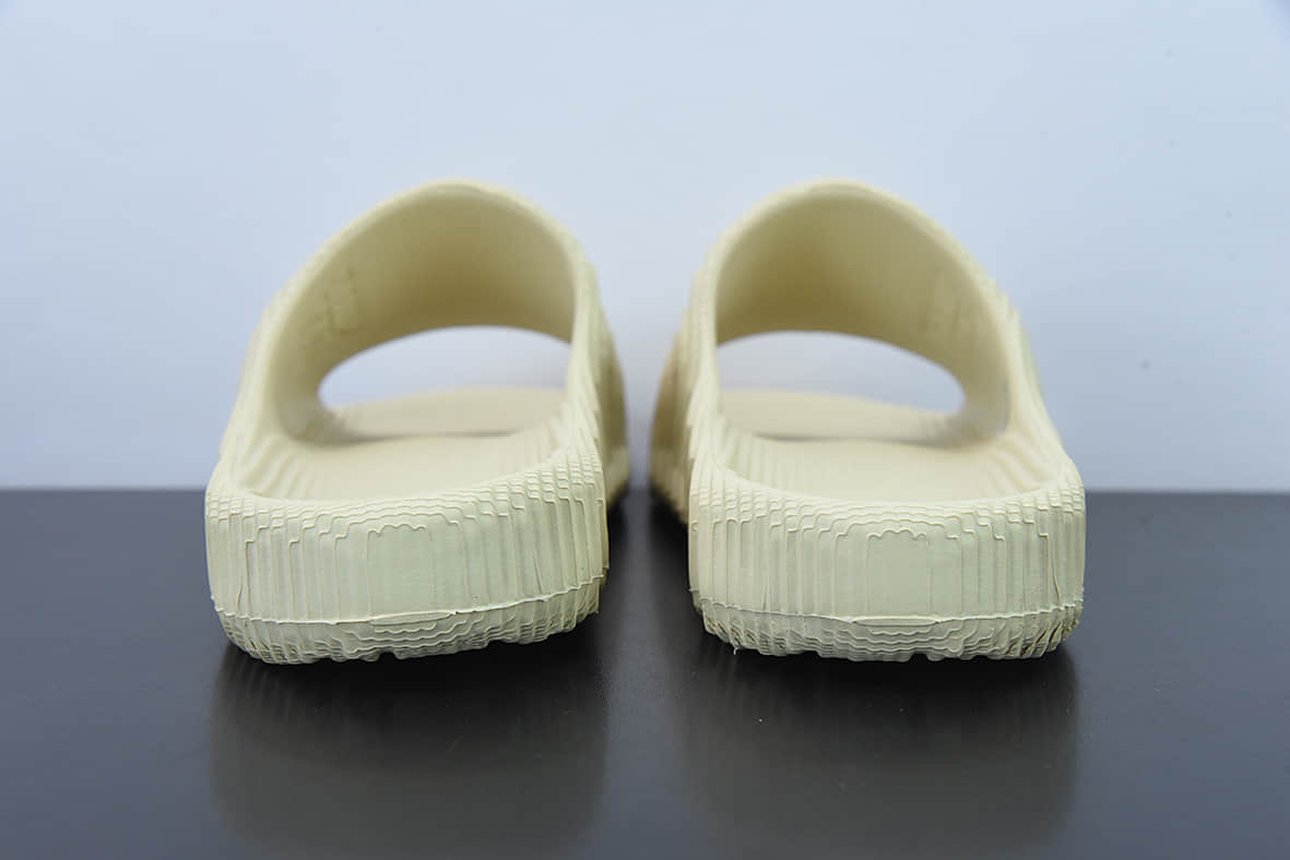 阿迪达斯Adidas Original Adilette 22 SlideMagic Lime莱特22代米白色系列山脊造型椰子风沙滩涉水百搭运动穿搭拖鞋纯原版本 货号:GX6946