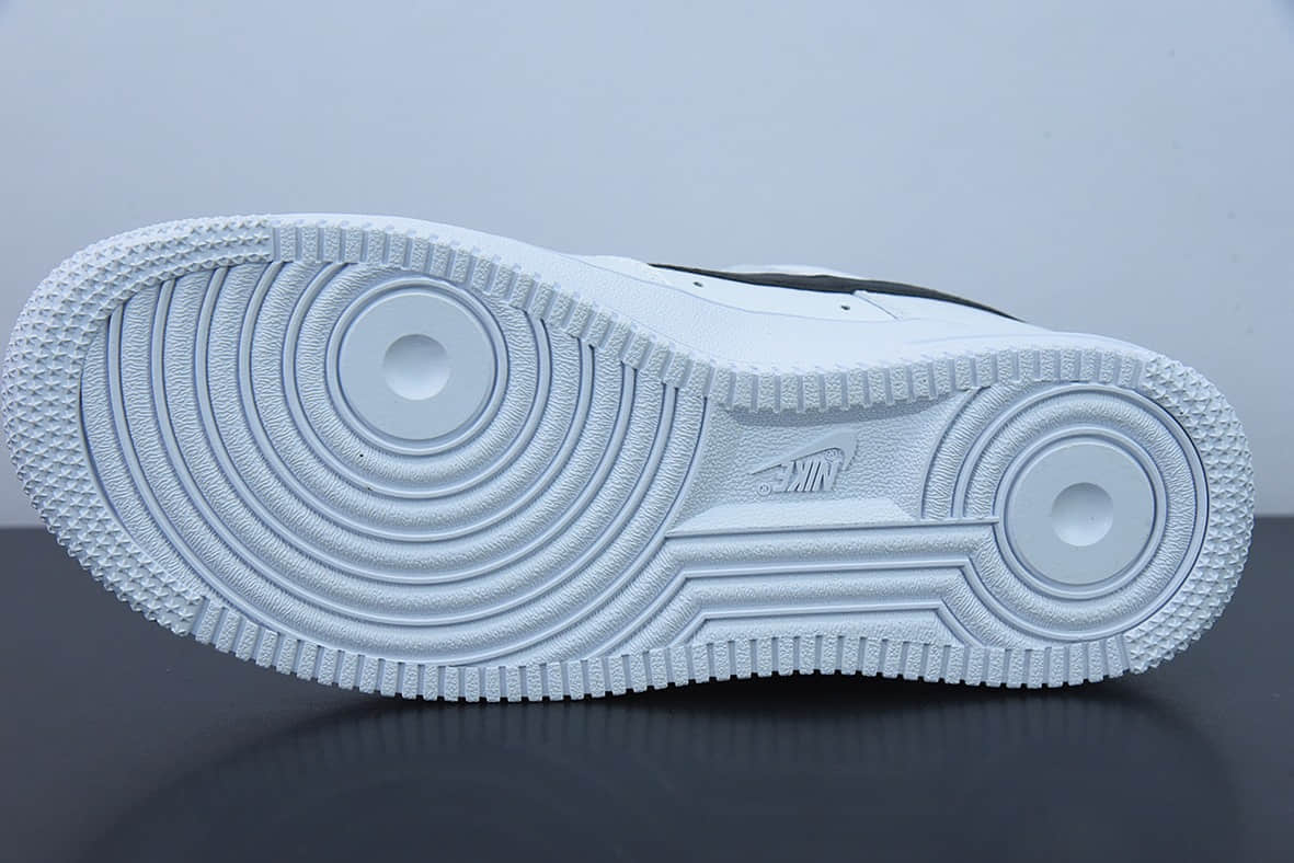 耐克Nike Air Force 1 Low 白黑可爱女头空军一号低帮休闲板鞋纯原版本 货号:FB2364-038