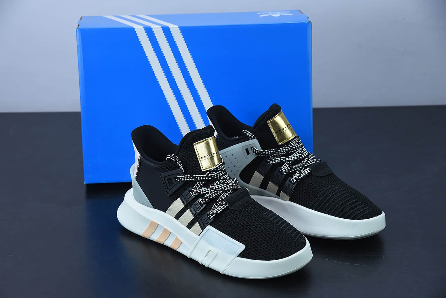 阿迪达斯Adidas EQT BASK ADV支撑者系列黑金色透气轻便复古慢跑鞋纯原版本 货号:EE5044