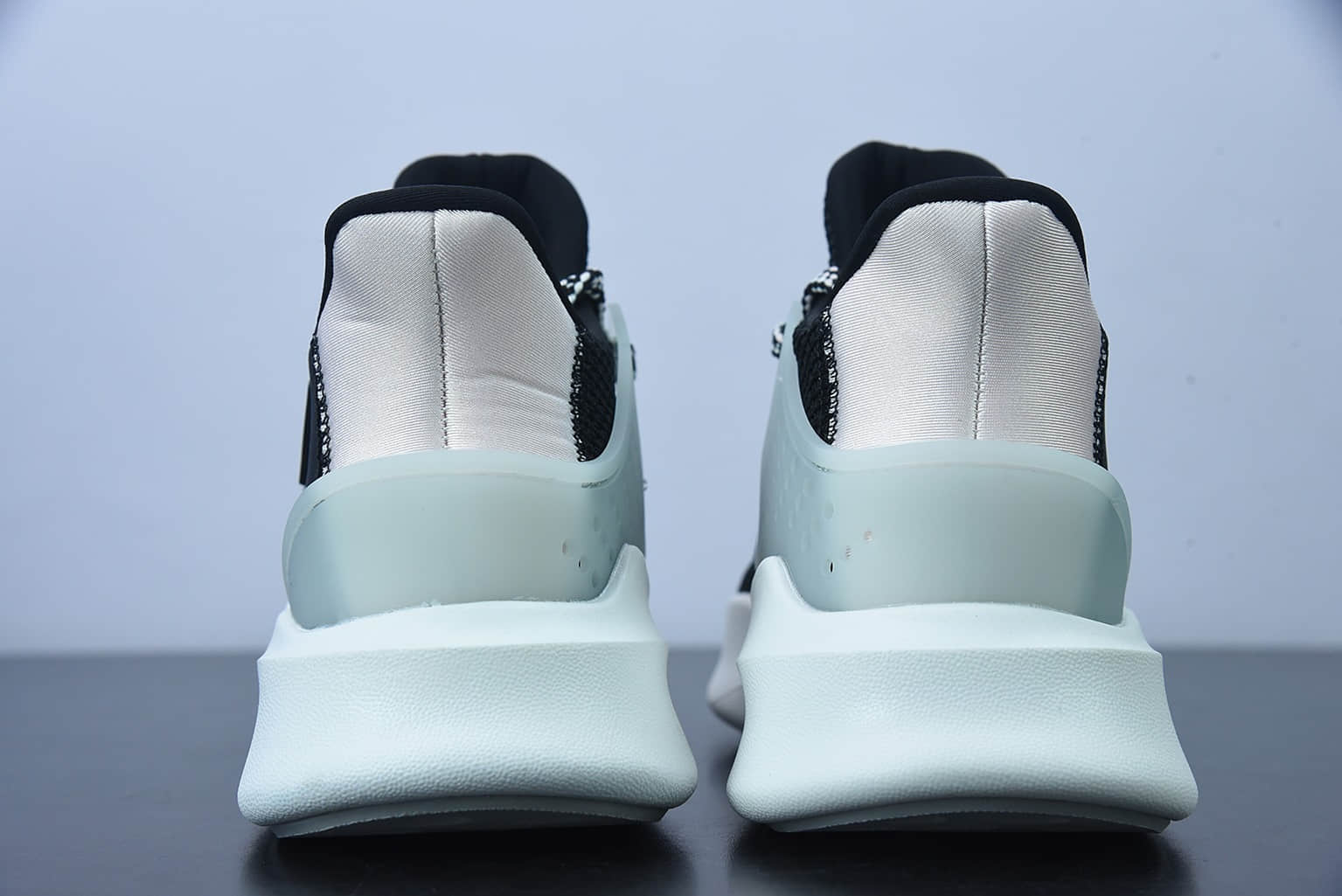 阿迪达斯Adidas EQT BASK ADV支撑者系列黑金色透气轻便复古慢跑鞋纯原版本 货号:EE5044