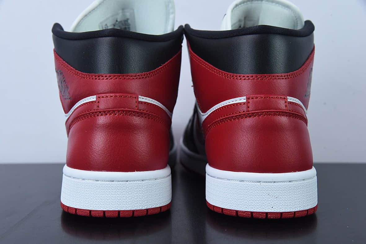 乔丹Air Jordan 1 Mid AJ1 乔1黑红脚趾中邦篮球鞋纯原版本 货号：BQ6472-079
