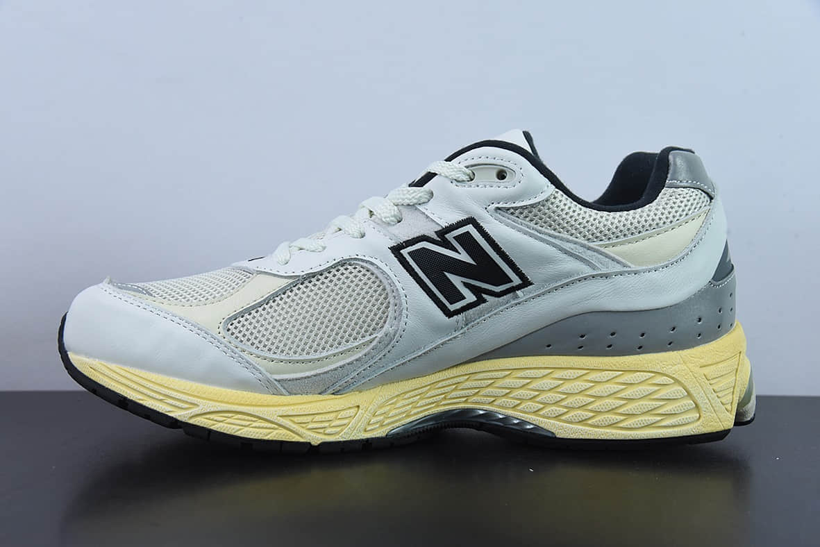 新百伦New Balance WL2002系列白黑氧化联名款复古休闲跑步鞋纯原版本 货号: ML2002RT
