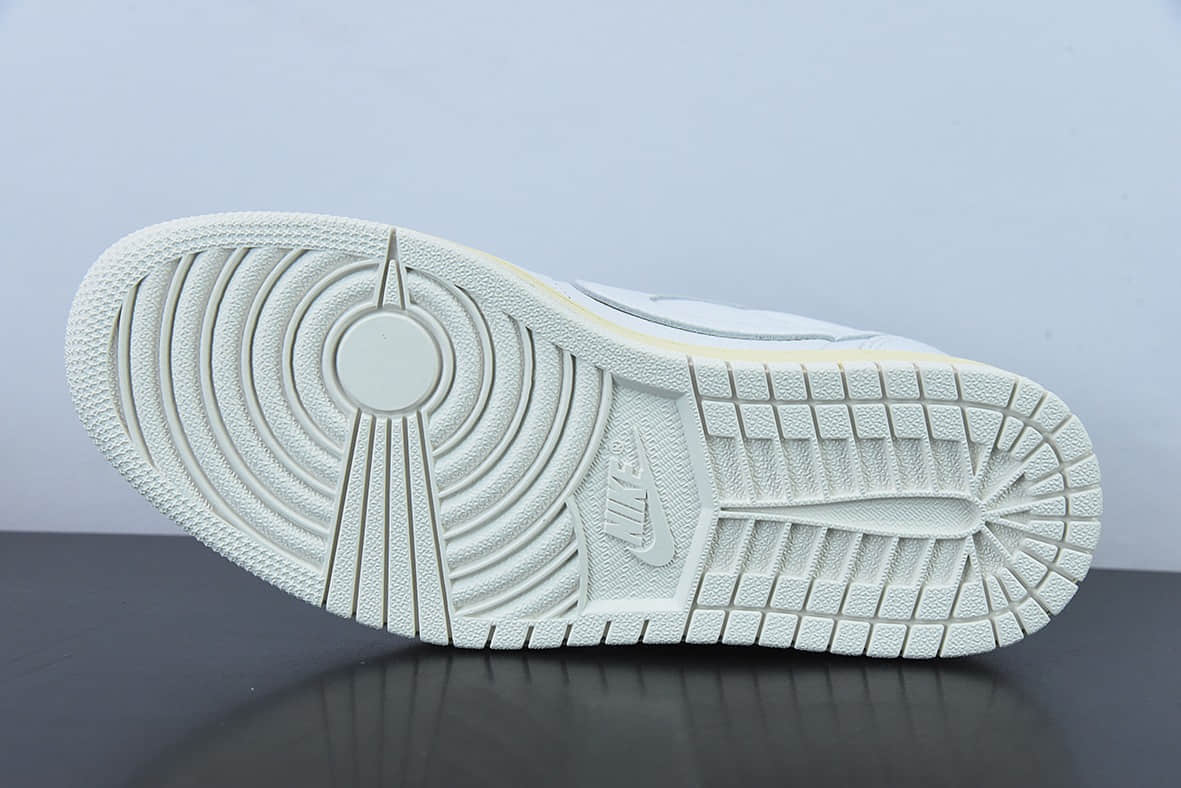 乔丹Air Jordan Travis Scott x Air Jordan 1 Low AJ1 TS联名白蓝倒钩低帮板鞋纯原版本 货号:CQ3277-100