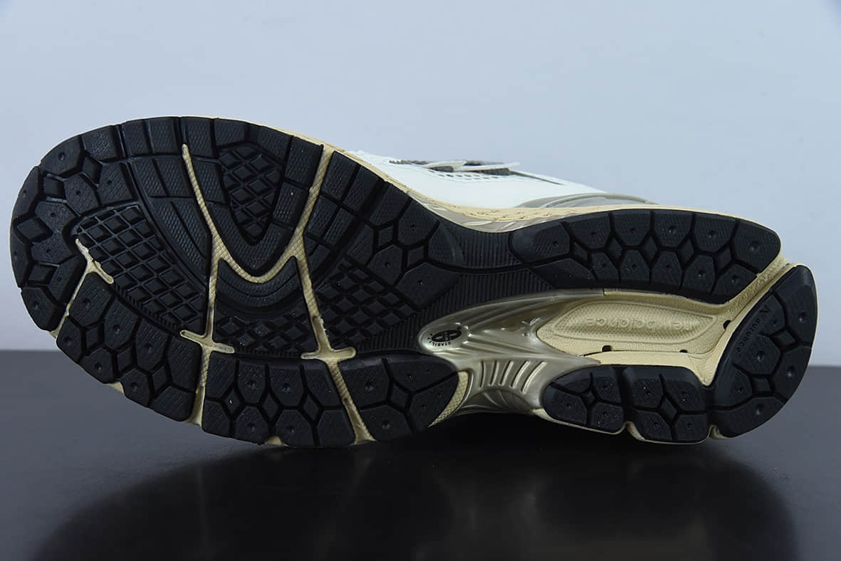 新百伦New Balance NB1906R 白灰做旧潮流复古休闲跑步鞋纯原版本 货号:M1906RP