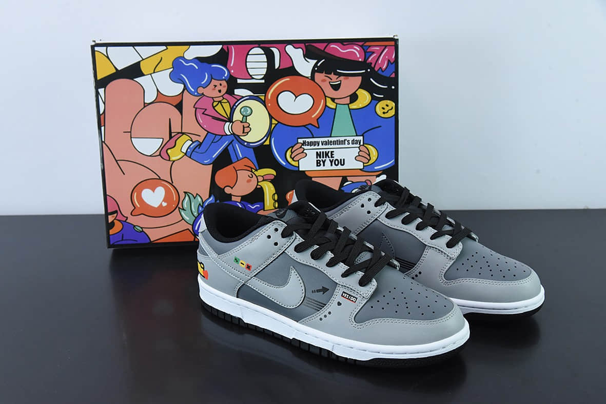 耐克Nike SB Dunk Low 黑灰摄影机电玩像素 By You定制配色低帮滑板鞋纯原版本 货号:DD8066-168
