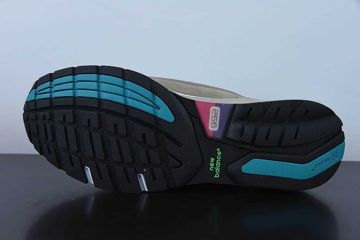 新百伦New Balance WTAPS x New Balance992新百伦NB992系列联名总统灰绿复古慢跑鞋纯原版本 货号:M992WT