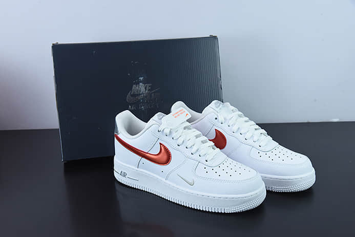 耐克Nike Air Force 1’07 LowWhiteRedSpace Silver白红太空银小钩空军一号低帮休闲板鞋纯原版本 货号:FD0654-100