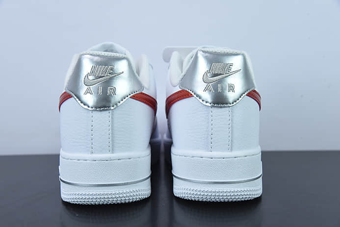 耐克Nike Air Force 1’07 LowWhiteRedSpace Silver白红太空银小钩空军一号低帮休闲板鞋纯原版本 货号:FD0654-100