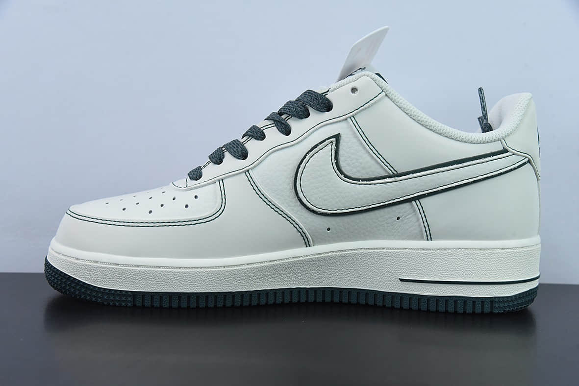 耐克Nike Undefeated x Nike Air Force 1 Low 米绿色联名款空军一号低帮休闲板鞋纯原版本 货号:UN3699-066