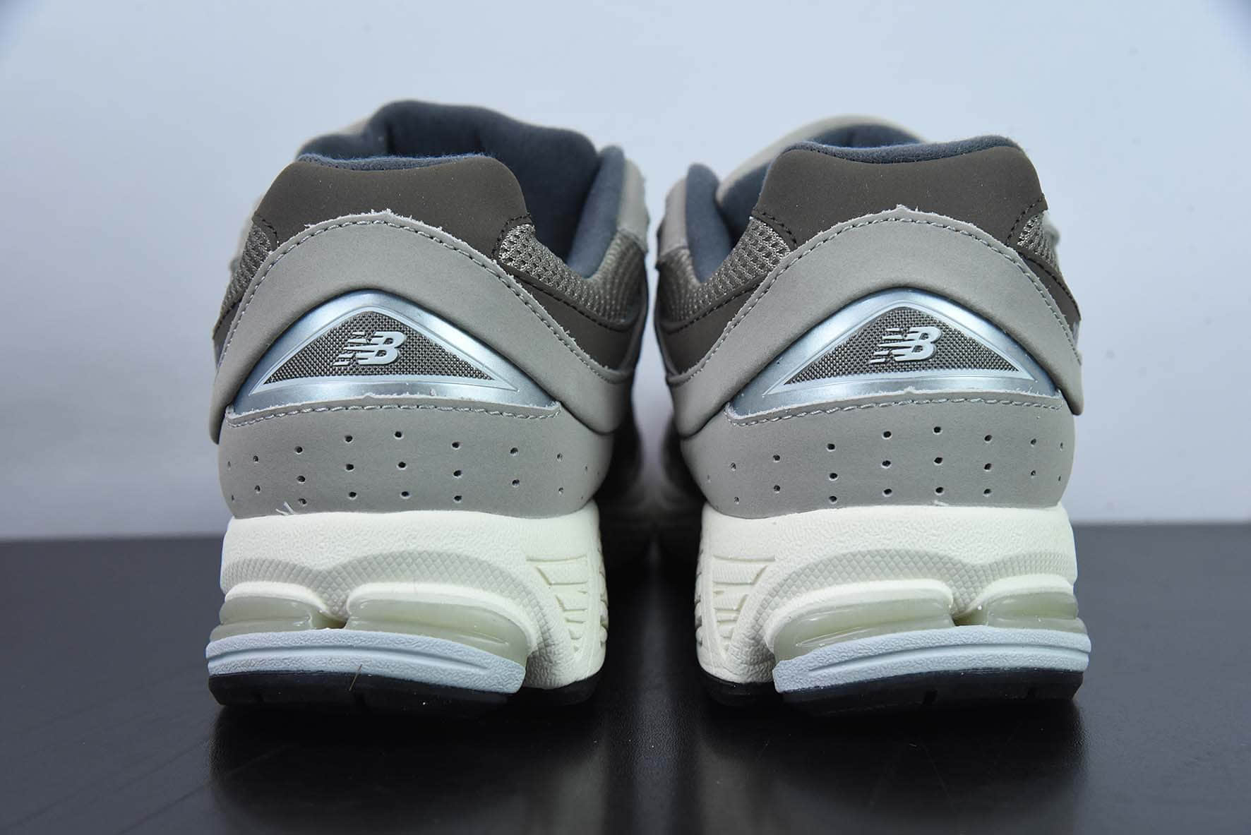 新百伦New Balance 2002R系列磨砂灰蓝复古休闲跑步鞋纯原版本 货号:M2002RAW