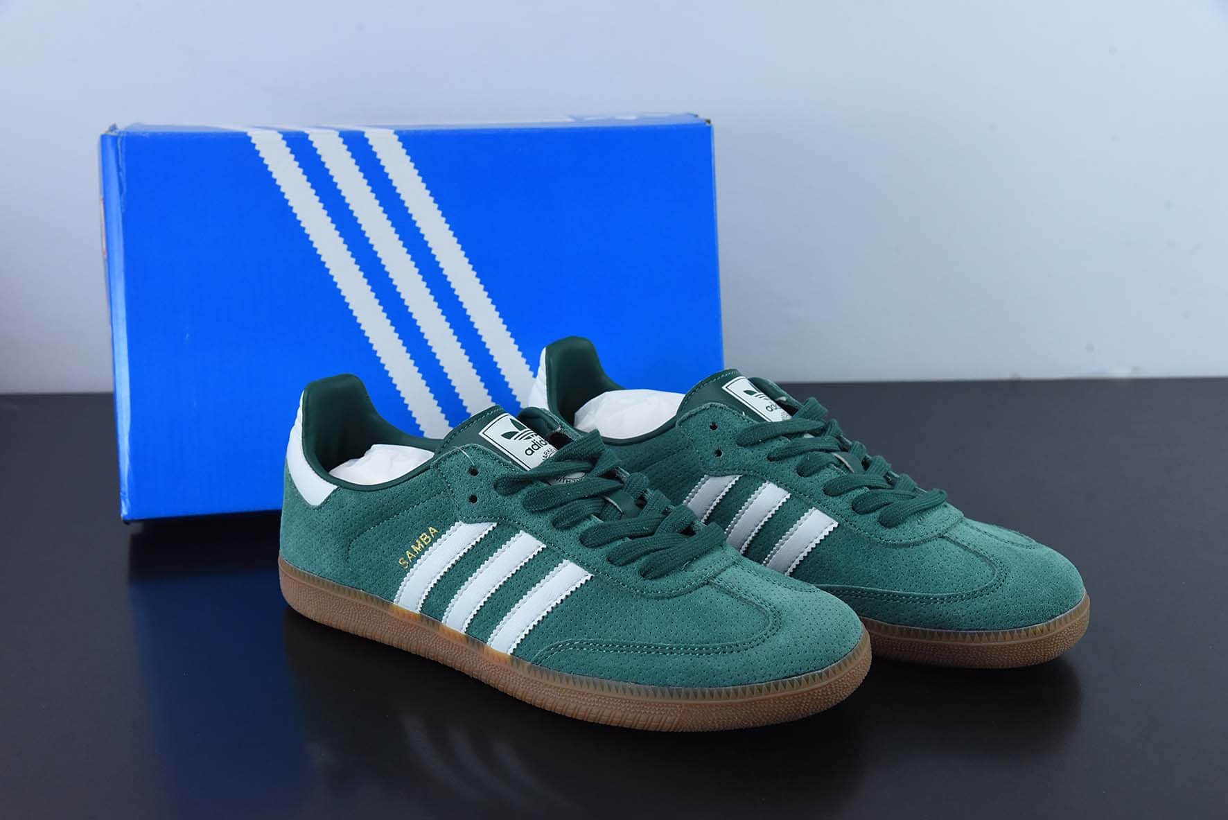 阿迪达斯Adidas Samba OG 白绿色桑巴翻毛皮复古休闲板鞋纯原版本 货号:HP7902